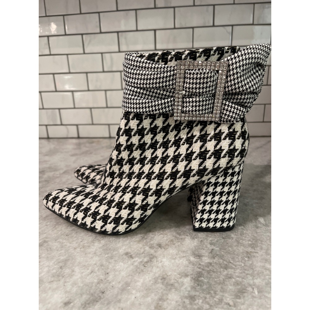 Betsey Johnson Ankle Boots Women 8.5 Black Houndstooth Rhinestone Buckle Booties